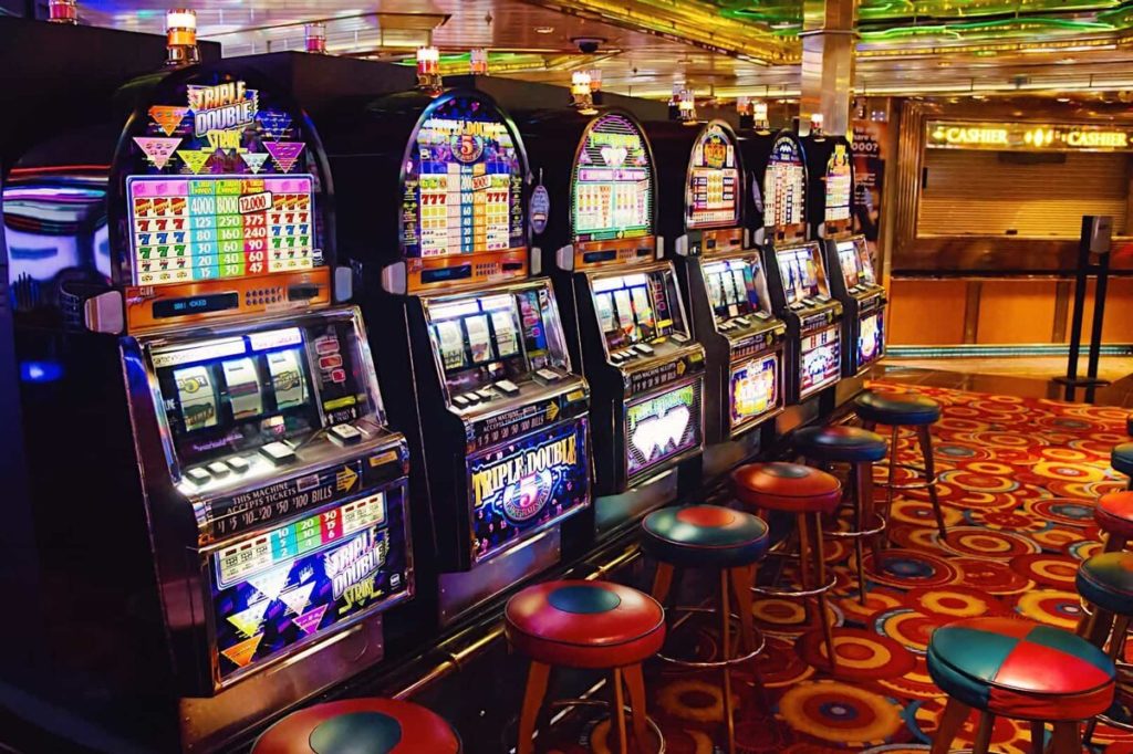 découvrez notre guide complet sur les bonus slots : types de bonus, conseils pour en profiter et astuces pour maximiser vos gains sur les machines à sous en ligne.