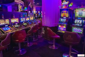 découvrez notre guide complet sur les paris slots : conseils, astuces et stratégies pour maximiser vos gains sur les machines à sous en ligne. pariez malin et amusez-vous en toute sécurité !