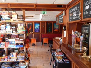 découvrez les meilleurs bars à jeux à toulouse pour partager des moments conviviaux autour de jeux de société, cocktails et ambiance chaleureuse.