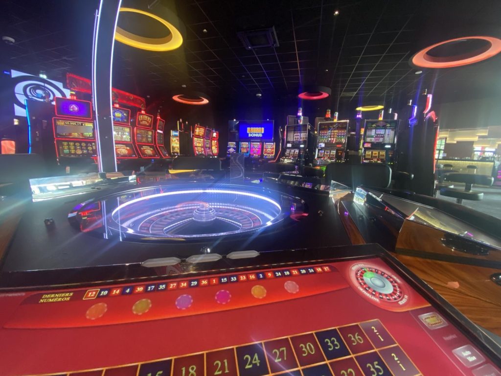 découvrez les jeux et avis du casino moulins, profitez d'une expérience de jeu unique avec une large sélection de machines et tables.